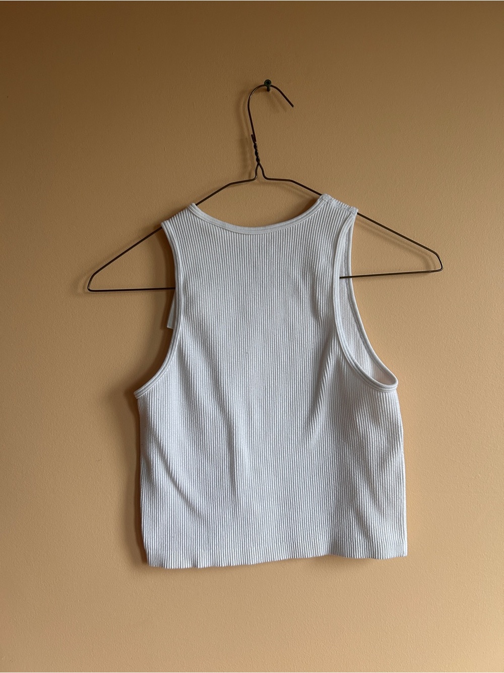 GUESS White Ribbed Cropped Tank Top - Picture 3 of 5